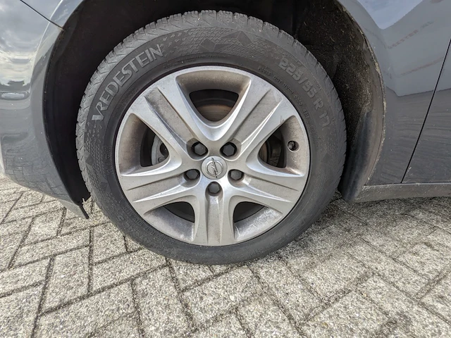 Personenauto opel, insignia sports tourer 1.4 t ecoflex, grijs, bouwjaar 2016 - afbeelding 35 van  47