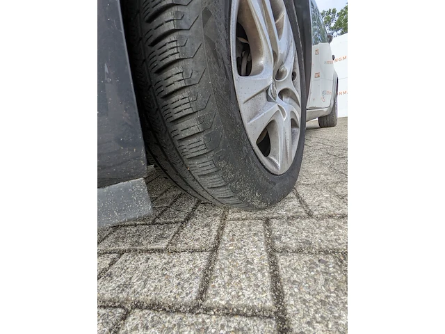 Personenauto opel, insignia sports tourer 1.4 t ecoflex, grijs, bouwjaar 2016 - afbeelding 36 van  47