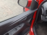 Personenauto, opel, karl 1.0, rood, 2016 - afbeelding 11 van  41