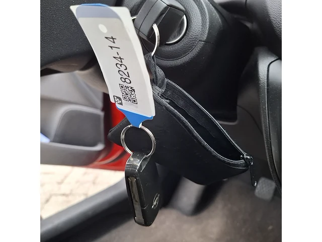 Personenauto, opel, karl 1.0, rood, 2016 - afbeelding 41 van  41
