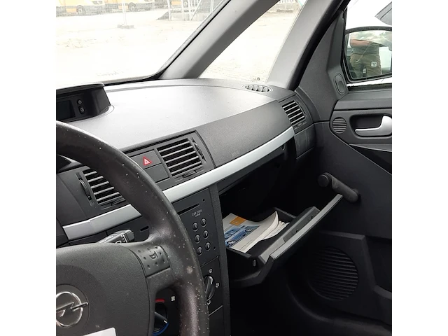 Personenauto opel, meriva 1.6, 2003 - afbeelding 30 van  53