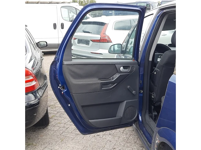 Personenauto opel, meriva 1.6, 2003 - afbeelding 38 van  53