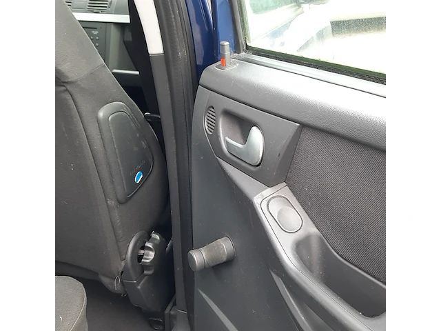 Personenauto opel, meriva 1.6, 2003 - afbeelding 46 van  53