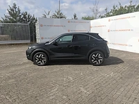 Personenauto opel, mokka 1.2, zwart, bouwjaar 2022 - afbeelding 2 van  48