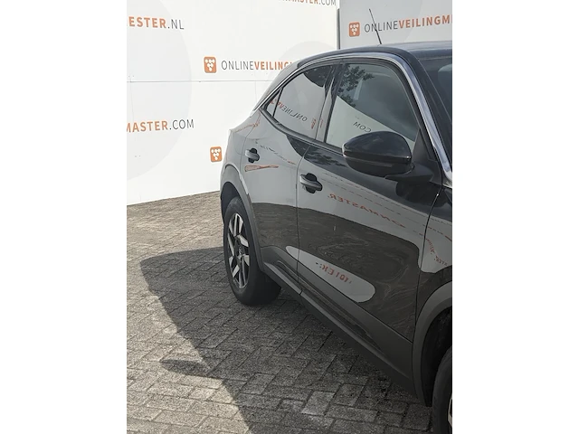 Personenauto opel, mokka 1.2, zwart, bouwjaar 2022 - afbeelding 6 van  48
