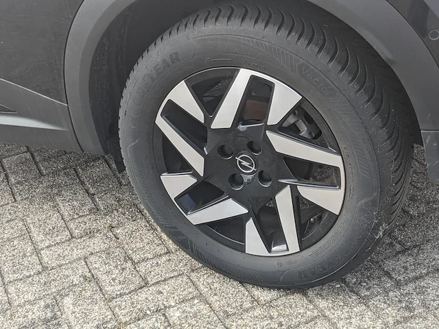 Personenauto opel, mokka 1.2, zwart, bouwjaar 2022 - afbeelding 36 van  48
