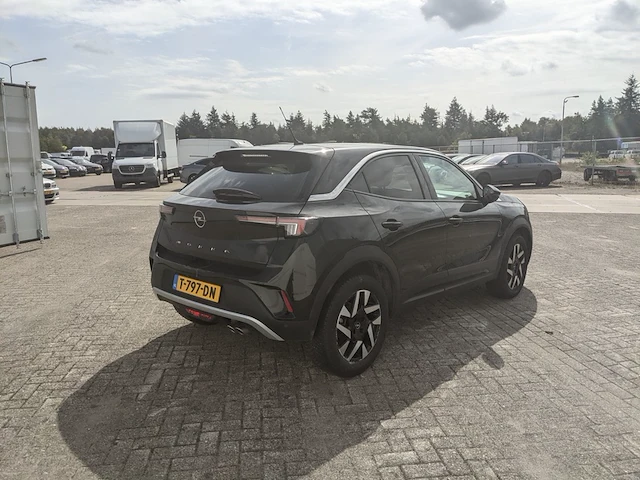 Personenauto opel, mokka 1.2, zwart, bouwjaar 2022 - afbeelding 46 van  48