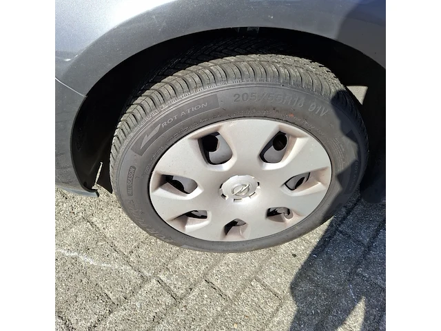 Personenauto opel, sports tourer 1.4 edition, bouwjaar 2011 - afbeelding 2 van  26