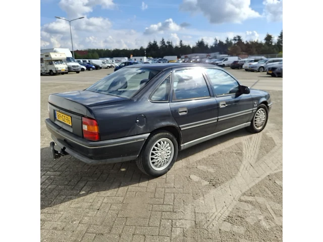 Personenauto opel, vectra 1.8, bouwjaar 1992 - afbeelding 35 van  39