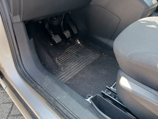 Personenauto, opel, zafira - 1.6 executive - 7-persoons, grijs, 2007 - afbeelding 5 van  75