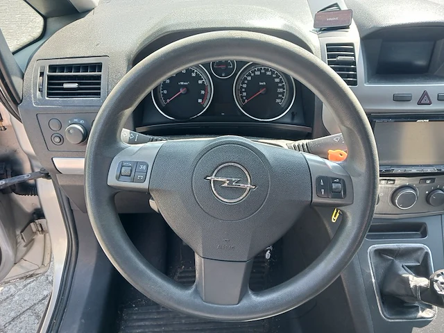 Personenauto, opel, zafira - 1.6 executive - 7-persoons, grijs, 2007 - afbeelding 7 van  75