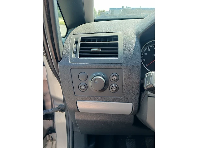 Personenauto, opel, zafira - 1.6 executive - 7-persoons, grijs, 2007 - afbeelding 17 van  75