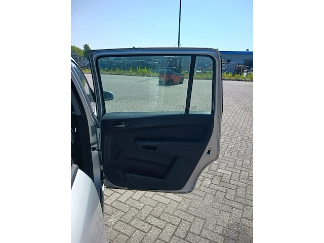 Personenauto, opel, zafira - 1.6 executive - 7-persoons, grijs, 2007 - afbeelding 38 van  75