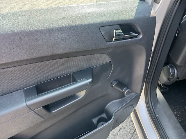 Personenauto, opel, zafira - 1.6 executive - 7-persoons, grijs, 2007 - afbeelding 47 van  75