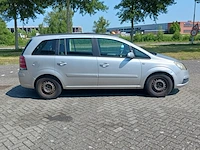 Personenauto, opel, zafira - 1.6 executive - 7-persoons, grijs, 2007 - afbeelding 67 van  75