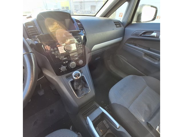 Personenauto, opel, zafira 1.6 111 years edition, 2010 - afbeelding 25 van  44