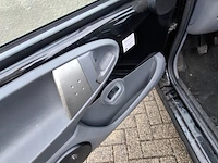 Personenauto peugeot, 107 1.0-12v, bouwjaar 2007 - afbeelding 2 van  39