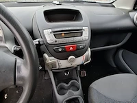 Personenauto peugeot, 107 1.0-12v, bouwjaar 2007 - afbeelding 6 van  39