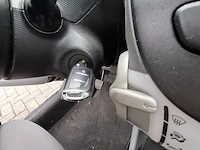 Personenauto peugeot, 107 1.0-12v, bouwjaar 2007 - afbeelding 9 van  39