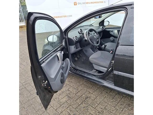Personenauto peugeot, 107 1.0-12v, bouwjaar 2007 - afbeelding 39 van  39
