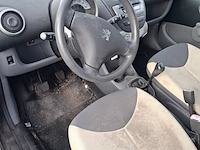 Personenauto peugeot, 107 1.0-12v xr, 2008 - afbeelding 2 van  32