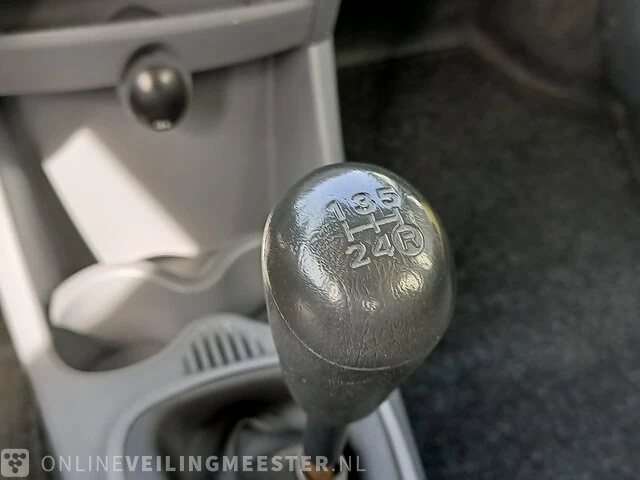 Personenauto peugeot, 107 1.0-12v xr 4-deurs, geel, 2006 - afbeelding 15 van  28