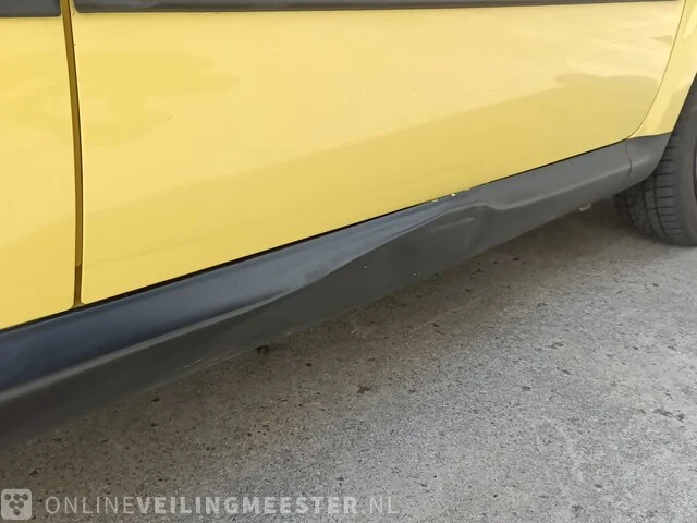 Personenauto peugeot, 107 1.0-12v xr 4-deurs, geel, 2006 - afbeelding 18 van  28