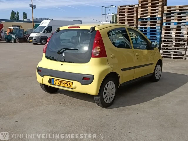 Personenauto peugeot, 107 1.0-12v xr 4-deurs, geel, 2006 - afbeelding 28 van  28