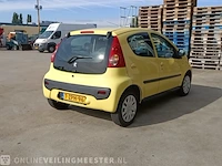 Personenauto peugeot, 107 1.0-12v xr 4-deurs, geel, 2006 - afbeelding 28 van  28