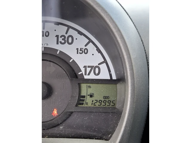 Personenauto peugeot, 107 1.0-12v xr, bouwjaar 2009 - afbeelding 4 van  26