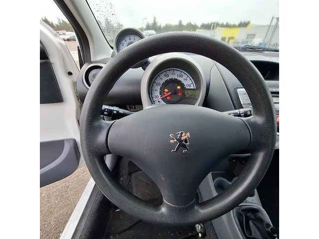 Personenauto, peugeot, 107 1.0-12v xs, wit, 2011 - afbeelding 14 van  43