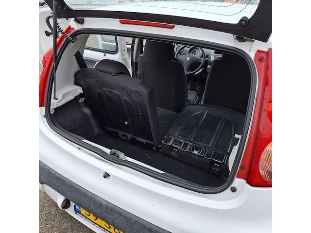 Personenauto, peugeot, 107 1.0-12v xs, wit, 2011 - afbeelding 21 van  43