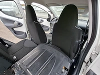 Personenauto, peugeot, 107 1.0-12v xs, wit, 2011 - afbeelding 24 van  43