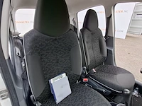Personenauto, peugeot, 107 1.0-12v xs, wit, 2011 - afbeelding 27 van  43