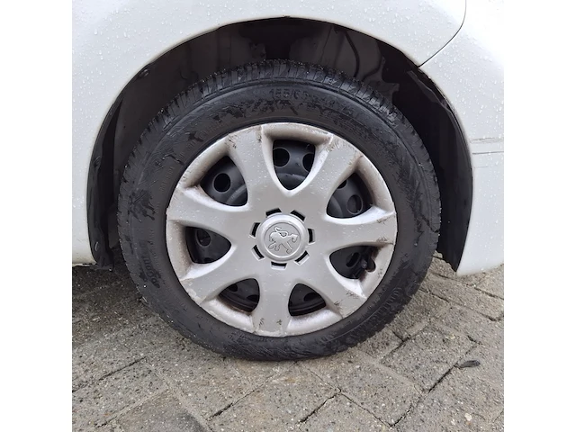 Personenauto, peugeot, 107 1.0-12v xs, wit, 2011 - afbeelding 32 van  43