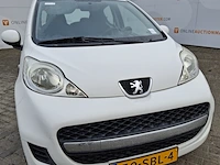 Personenauto, peugeot, 107 1.0-12v xs, wit, 2011 - afbeelding 34 van  43