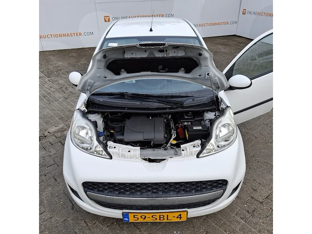 Personenauto, peugeot, 107 1.0-12v xs, wit, 2011 - afbeelding 39 van  43