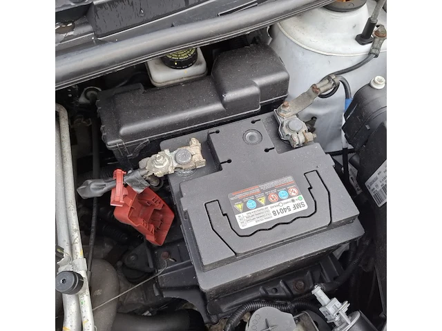 Personenauto, peugeot, 107 1.0-12v xs, wit, 2011 - afbeelding 41 van  43