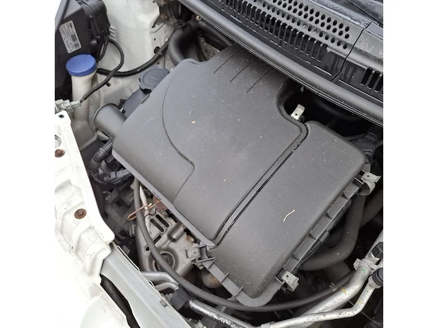 Personenauto, peugeot, 107 1.0-12v xs, wit, 2011 - afbeelding 42 van  43