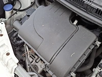 Personenauto, peugeot, 107 1.0-12v xs, wit, 2011 - afbeelding 42 van  43