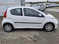 Personenauto, peugeot, 107 1.0-12v xs, wit, 2011 - afbeelding 4 van  43