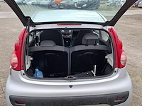 Personenauto, peugeot, 107 1.0, 2006 - afbeelding 11 van  28