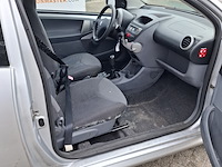 Personenauto, peugeot, 107 1.0, 2006 - afbeelding 14 van  28