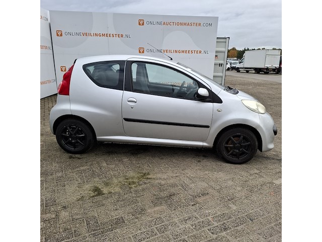 Personenauto, peugeot, 107 1.0, 2006 - afbeelding 23 van  28