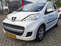 Personenauto, peugeot, 107 1.0, 2011 - afbeelding 1 van  1