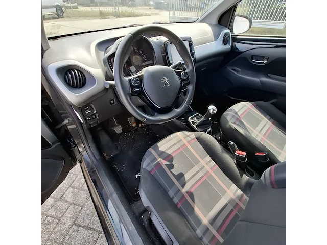 Personenauto peugeot, 108 1.0 e-vti première, bouwjaar 2014 - afbeelding 9 van  47