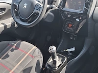 Personenauto peugeot, 108 1.0 e-vti première, bouwjaar 2014 - afbeelding 28 van  47