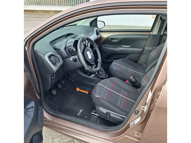 Personenauto peugeot, 108 1.2 vti, bouwjaar 2015 - afbeelding 6 van  41