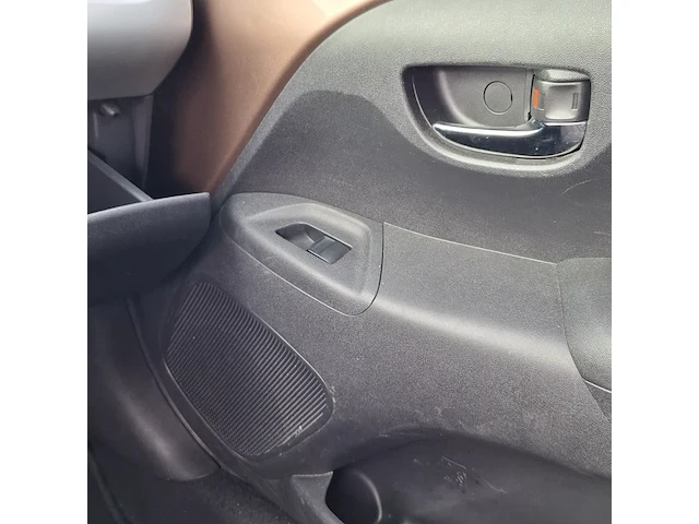 Personenauto peugeot, 108 1.2 vti, bouwjaar 2015 - afbeelding 17 van  41