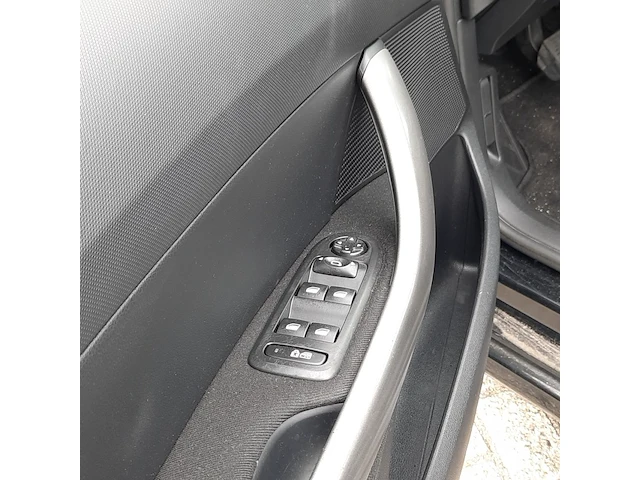 Personenauto peugeot, 1.6 vti xs, bouwjaar 2007 - afbeelding 35 van  40